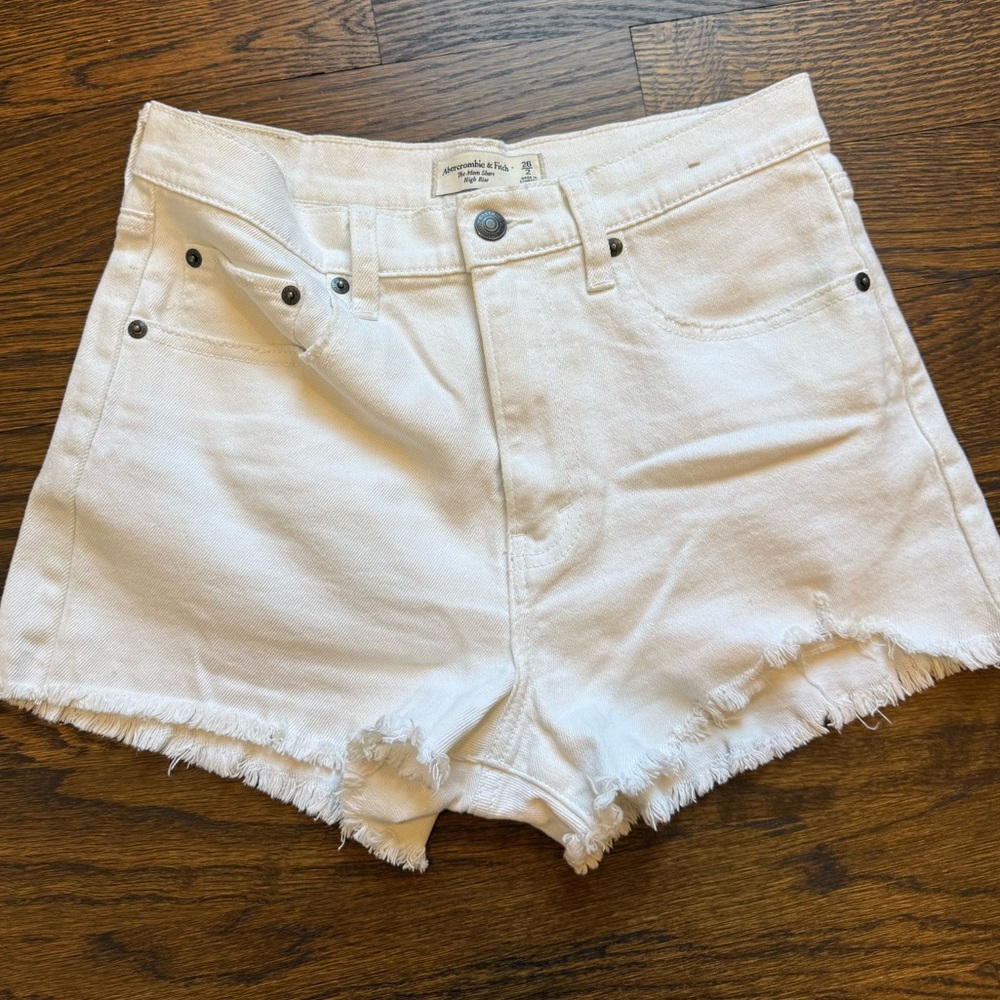 Abercrombie High-Rise Women’s Shorts